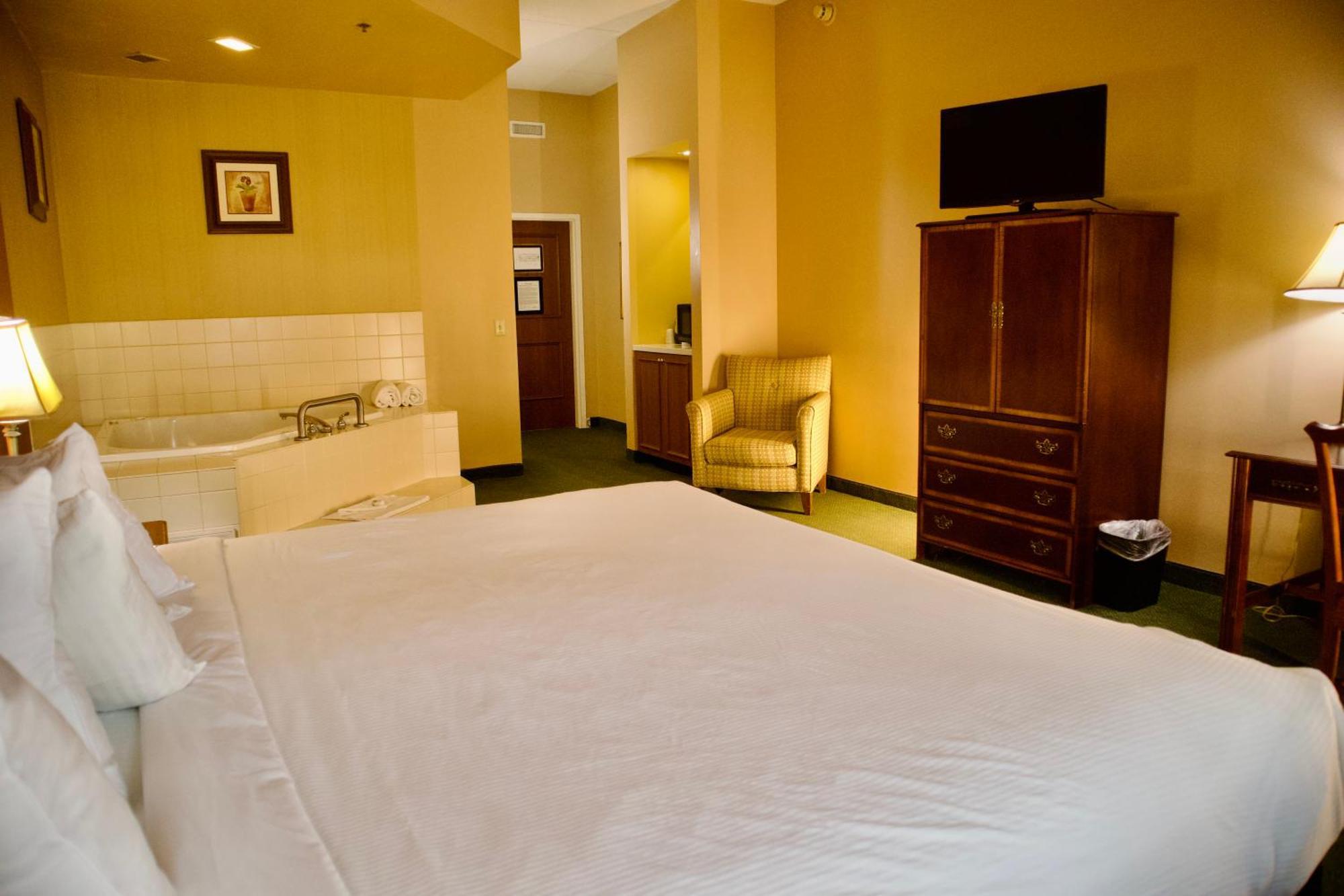 Hotel Mead Resorts & Conventions Center Wisconsin Rapids Dış mekan fotoğraf