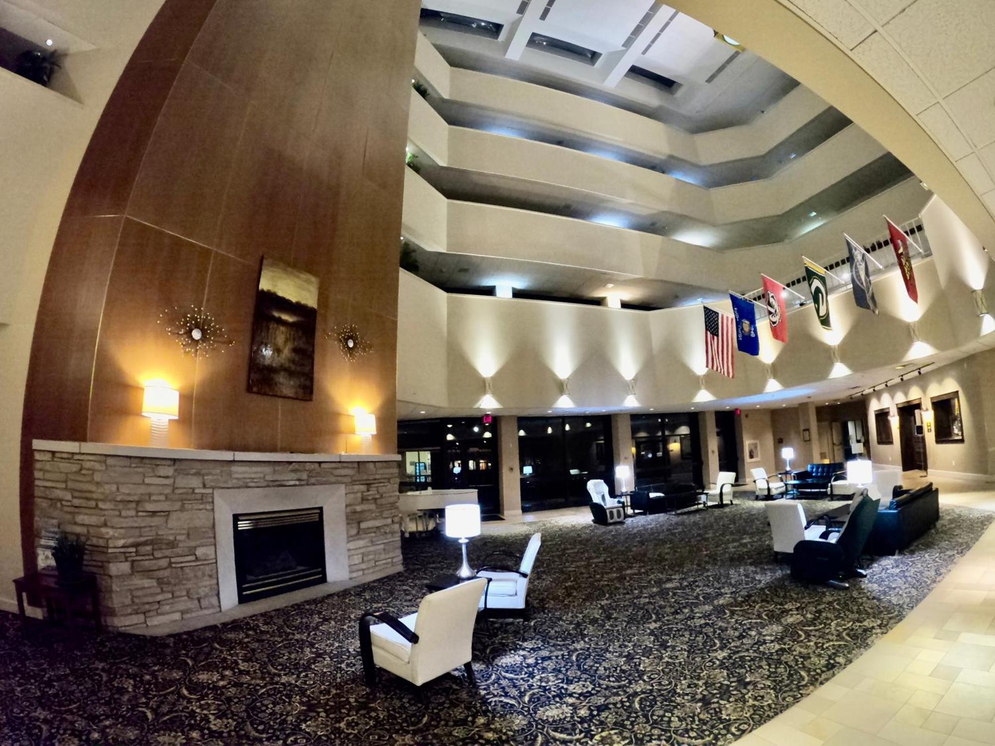 Hotel Mead Resorts & Conventions Center Wisconsin Rapids Dış mekan fotoğraf