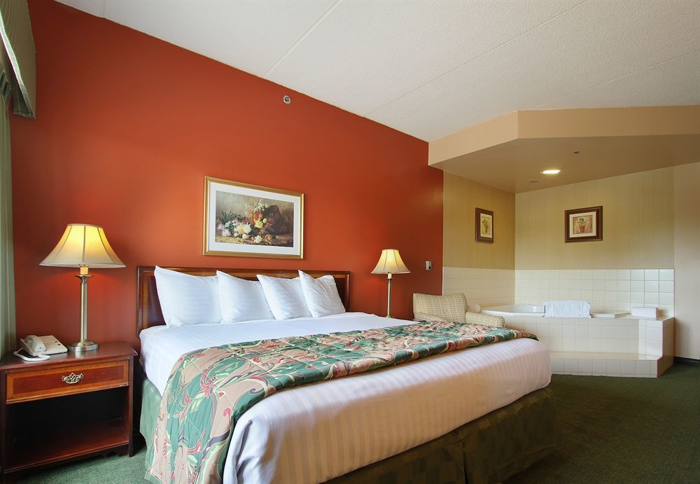 Hotel Mead Resorts & Conventions Center Wisconsin Rapids Dış mekan fotoğraf