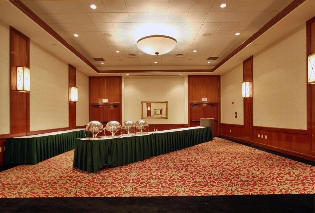 Hotel Mead Resorts & Conventions Center Wisconsin Rapids Dış mekan fotoğraf