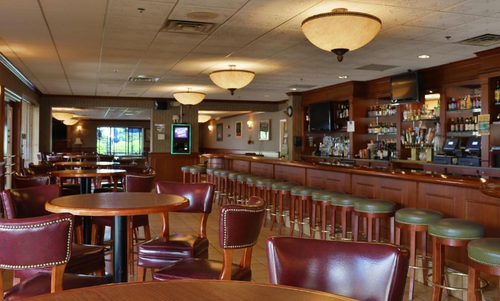 Hotel Mead Resorts & Conventions Center Wisconsin Rapids Dış mekan fotoğraf